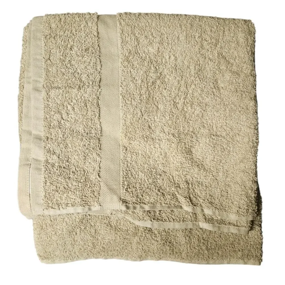 Room Essentials Bath Towel 27x52 Tan Beige New With Tag